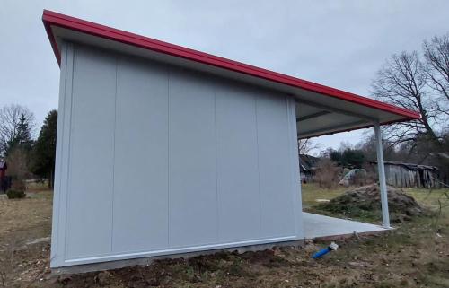 Garaż ocieplany 35m2 z boczną wiatą zjd 6